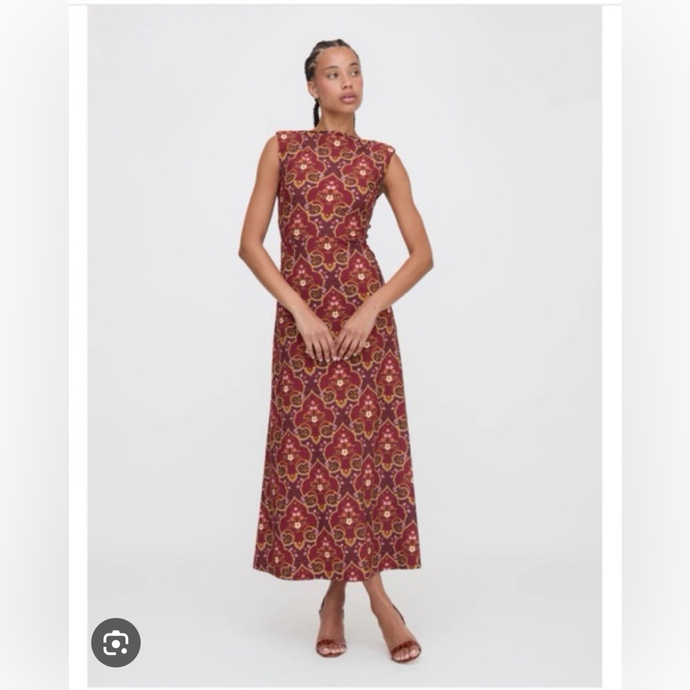 Hill house sloane dress in medieval port floral medium rare hard to find